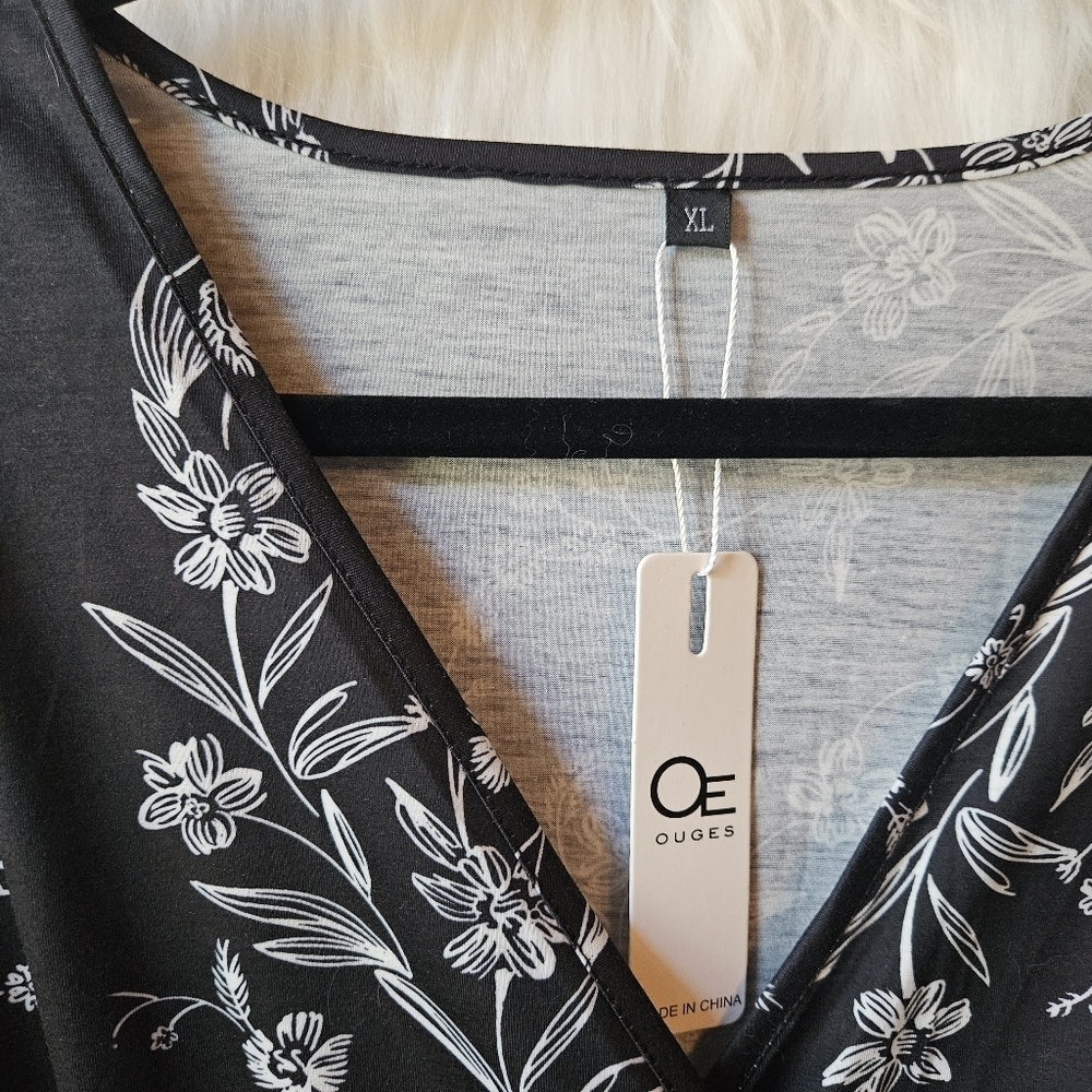 Ouges Classic Crossfront Floral Black Dress - Picture 6 of 7